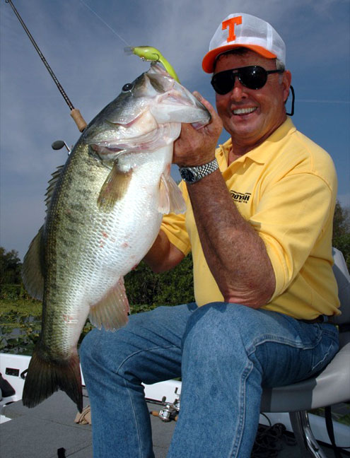 Bill Dance on catching spring bass - printed from North Texas e-News