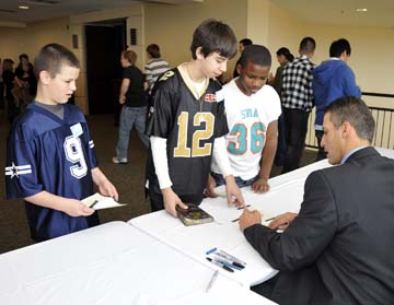 Andy Pettitte at The Heights Feb. 6 - printed from North Texas e-News