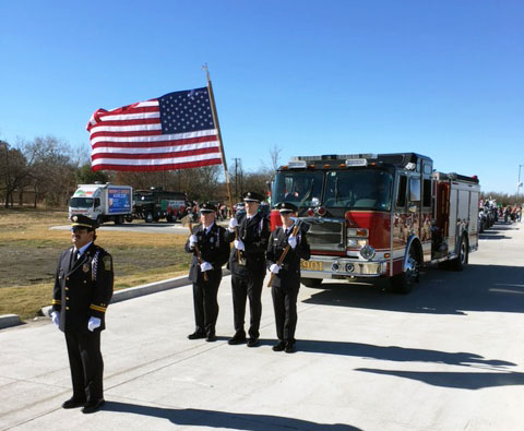 Newport Fire Department Honor Guard to present colors before Red