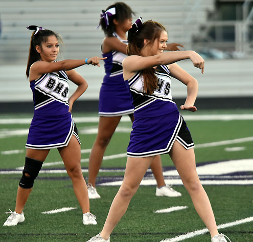 BHS Varsity Cheerleaders Train Young Cheerleaders - North Texas E-News