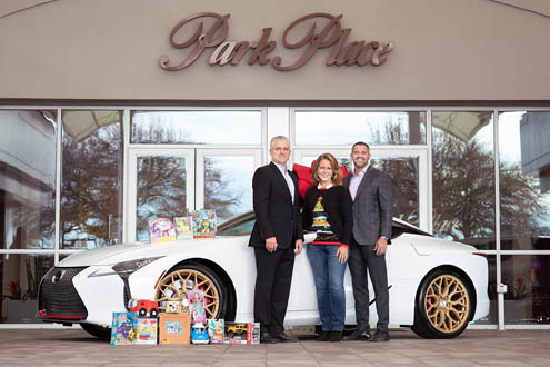 Park Place Lexus Grapevine Teams Up With Grace Christmas Cottage