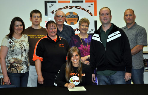 Tom Bean's Sarah Hagan signs with Paris Junior College - North Texas e-News