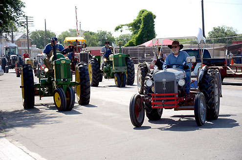 Esbenshade Farms 2013 Golden Harvest Days - North Texas e-News